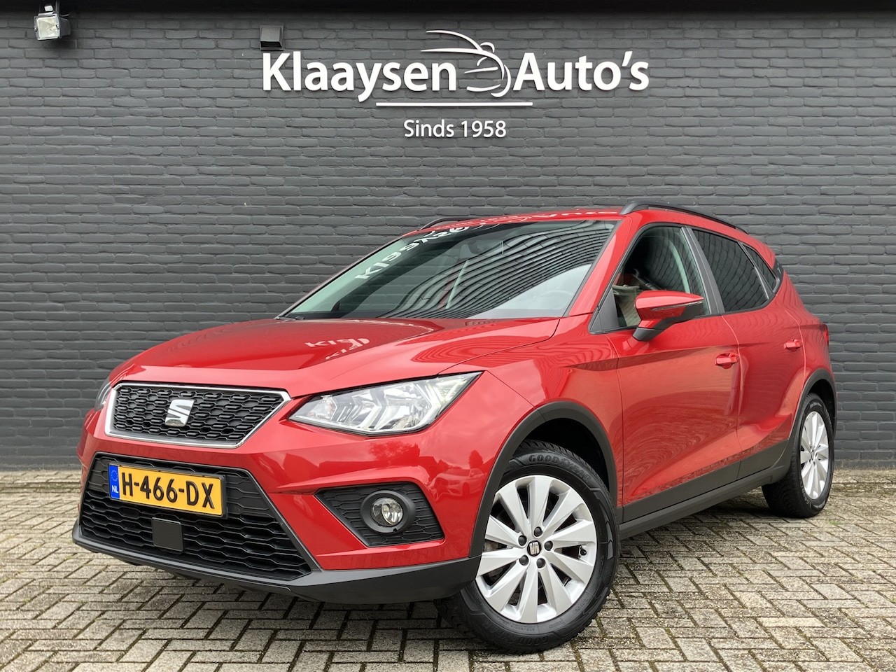 Seat Arona - 1.0 TSI Style | 1e eigenaar | dealer onderhouden | airco | cruise control | bluetooth | pa - AutoWereld.nl