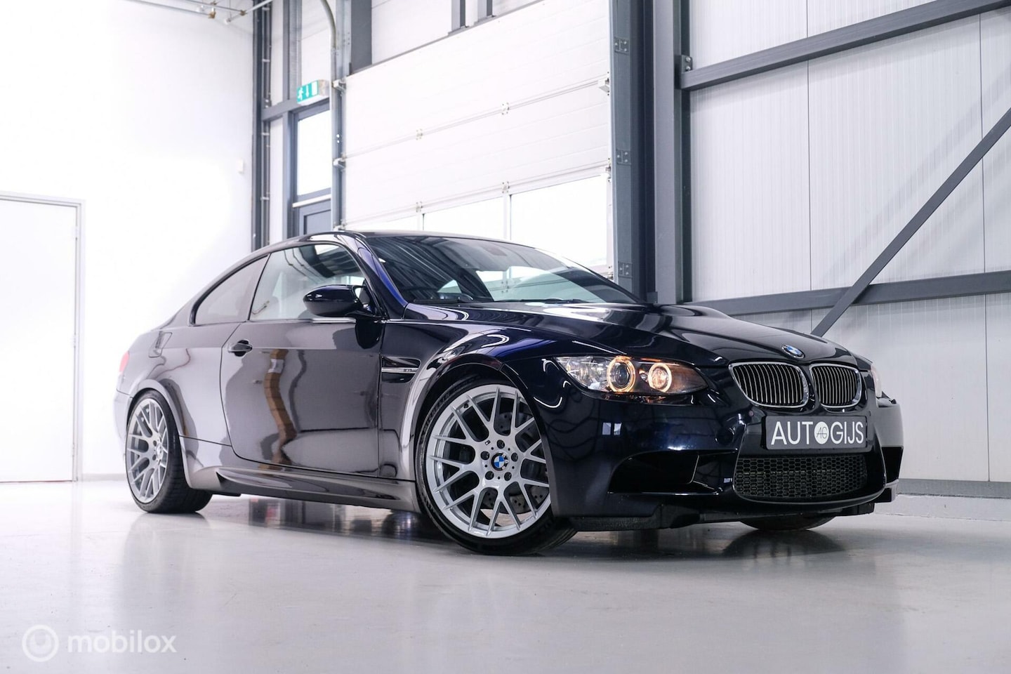 BMW 3-serie Coupé - M3 E92 | Jerez Black | handbak | Individual | youngtimer | - AutoWereld.nl