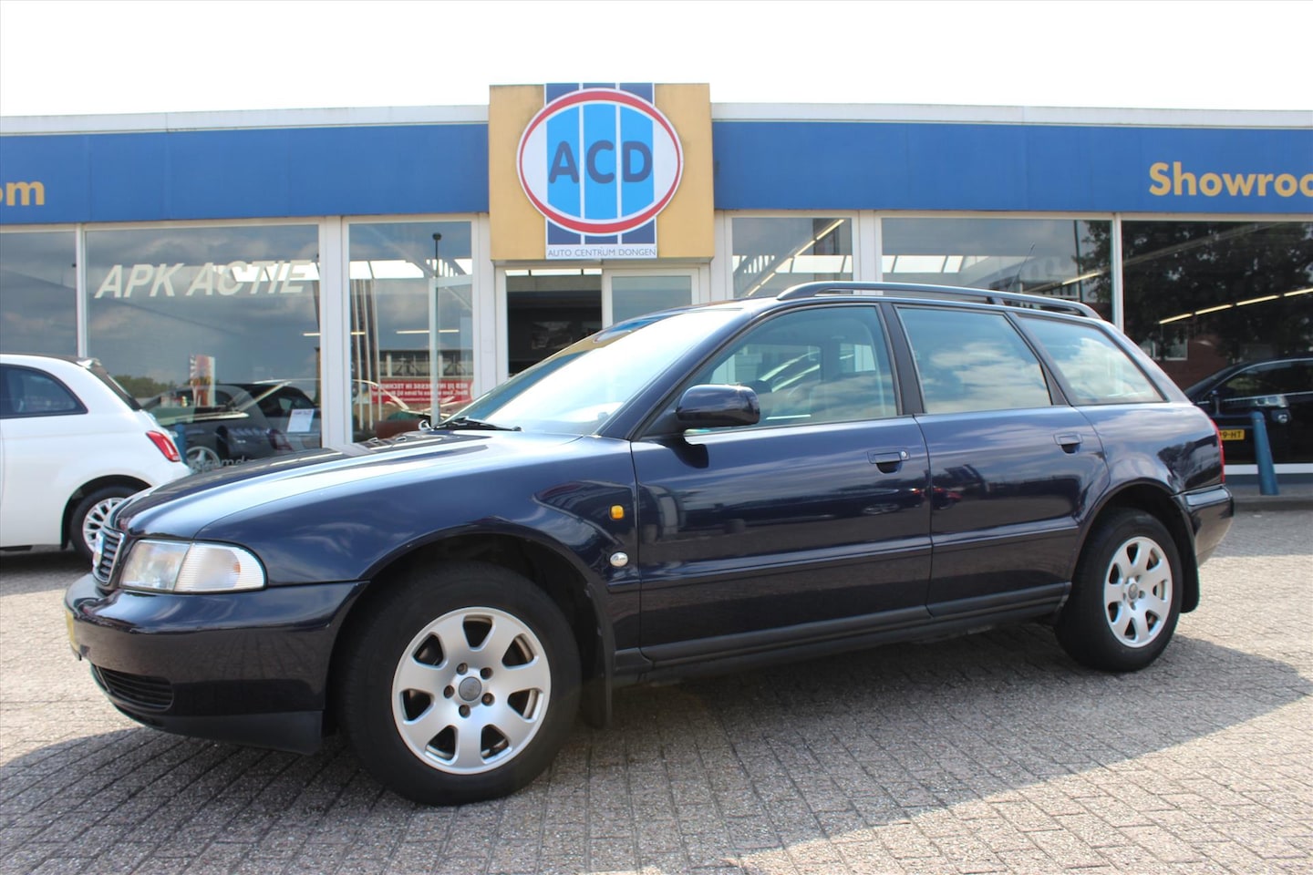 Audi A4 Avant - 1.6 74KW | APK 11-2024 | - AutoWereld.nl