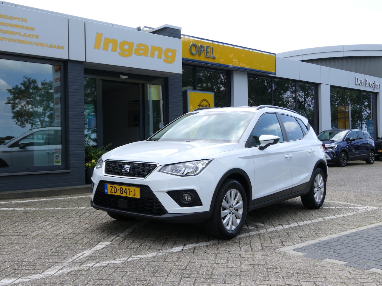 Seat Arona - 1.0 TSI Style Business Intense | Automaat | Trekhaak - AutoWereld.nl