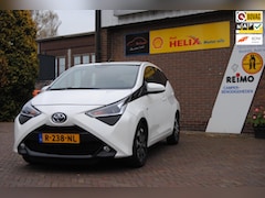 Toyota Aygo - 1.0 VVT-i x-play NAVI, Camera, airco, 5-drs