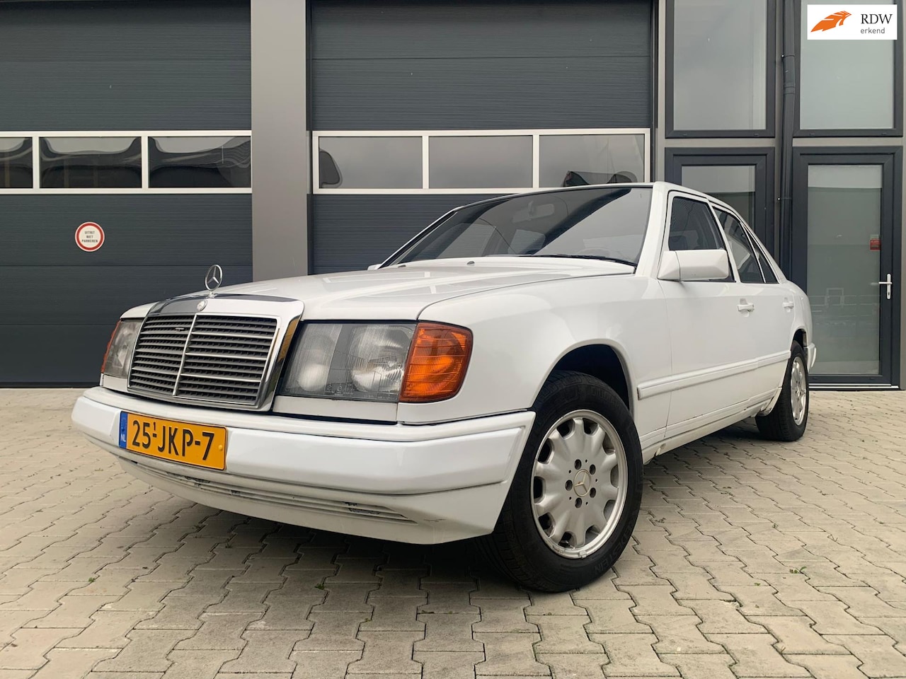 Mercedes-Benz 200-500 (W124) - 300 D 300 D - AutoWereld.nl