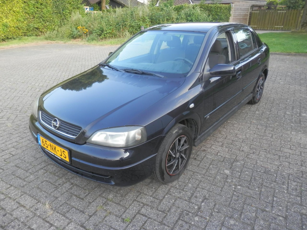 Opel Astra - 1.6 Njoy airco auutomaat - AutoWereld.nl