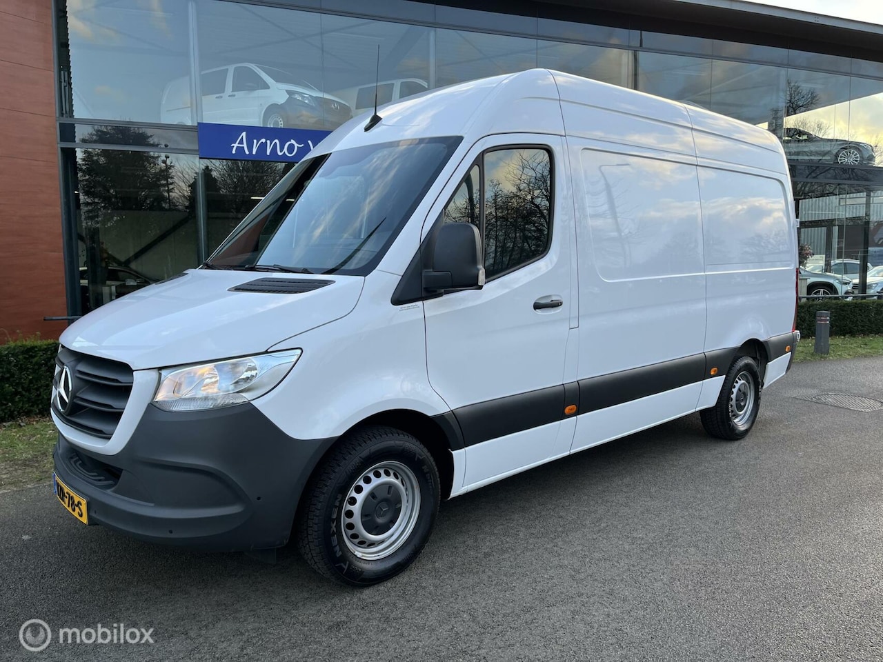 Mercedes-Benz Sprinter - bestel 317 1.9 CDI L2H2 RWD MBUX, 3500KG Trekgewicht, Opstap, camera - AutoWereld.nl