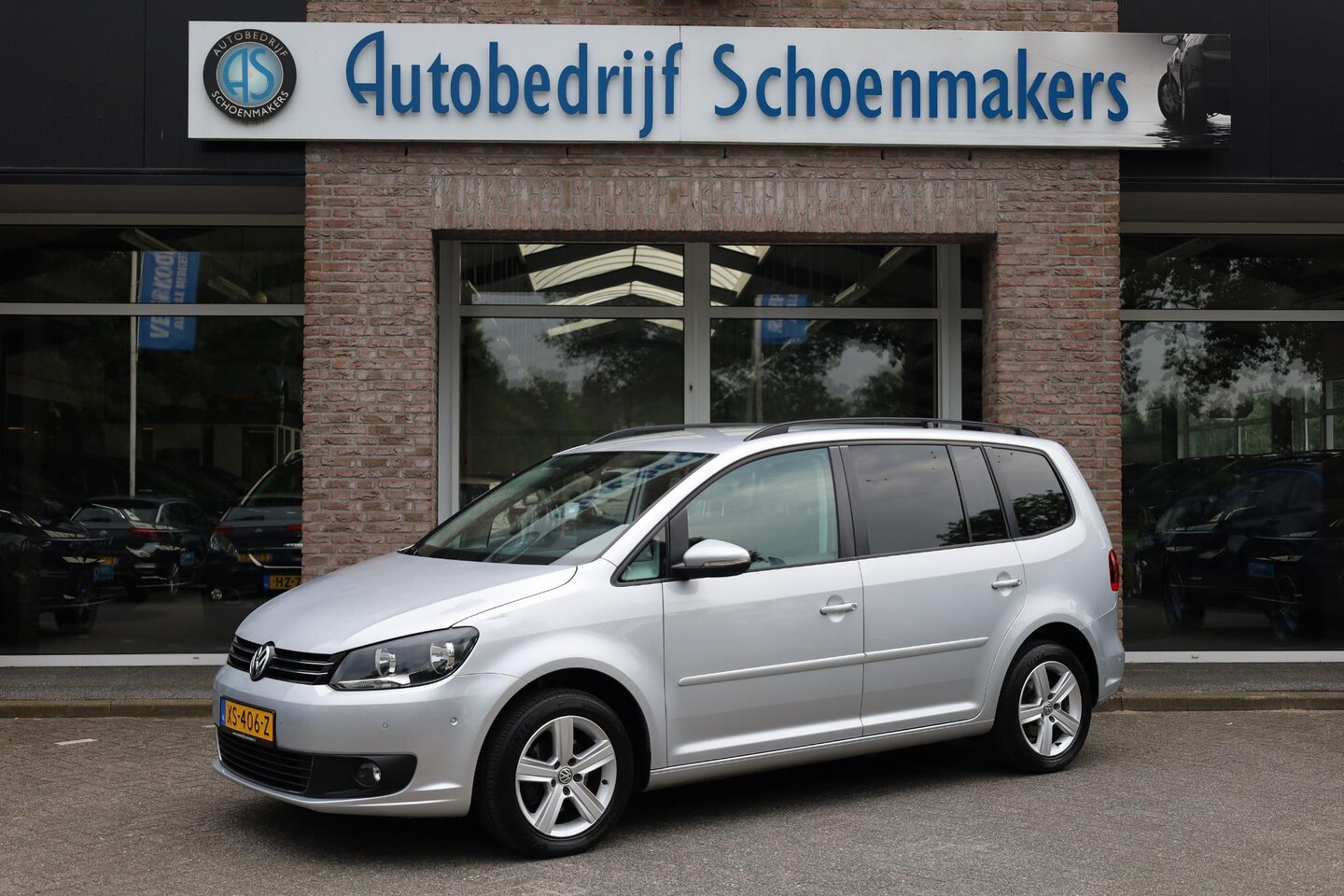 Volkswagen Touran - 1.4 TSI Comfortline 7p. CRUISE TREKHAAK PARK-ASSIST AUTOMAAT 2xPDC LMV - AutoWereld.nl