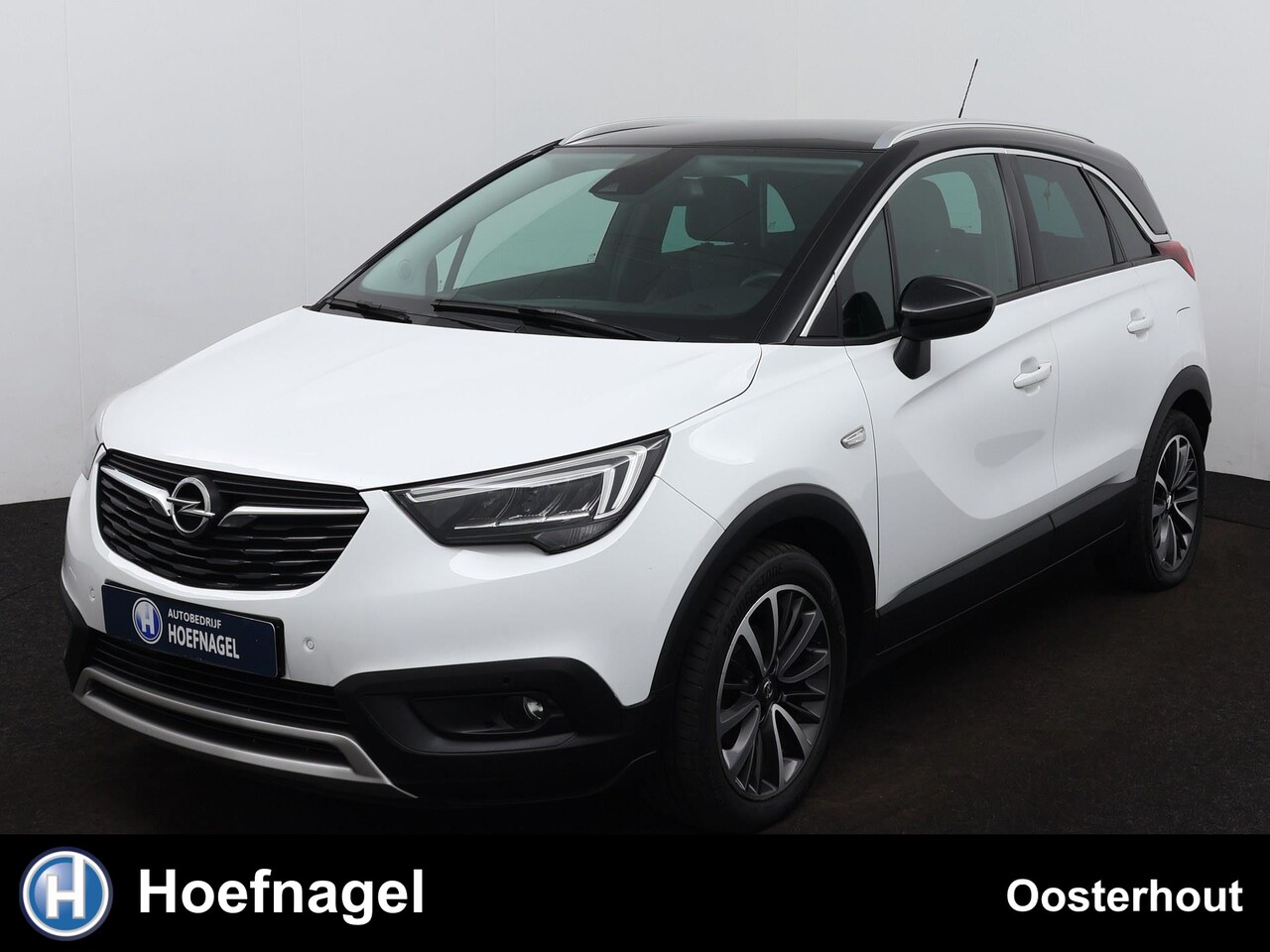 Opel Crossland X - 1.2 Edition 2020 Stoelverwarming | Stuurwielverwarming | 17" | Parkeersensoren - AutoWereld.nl