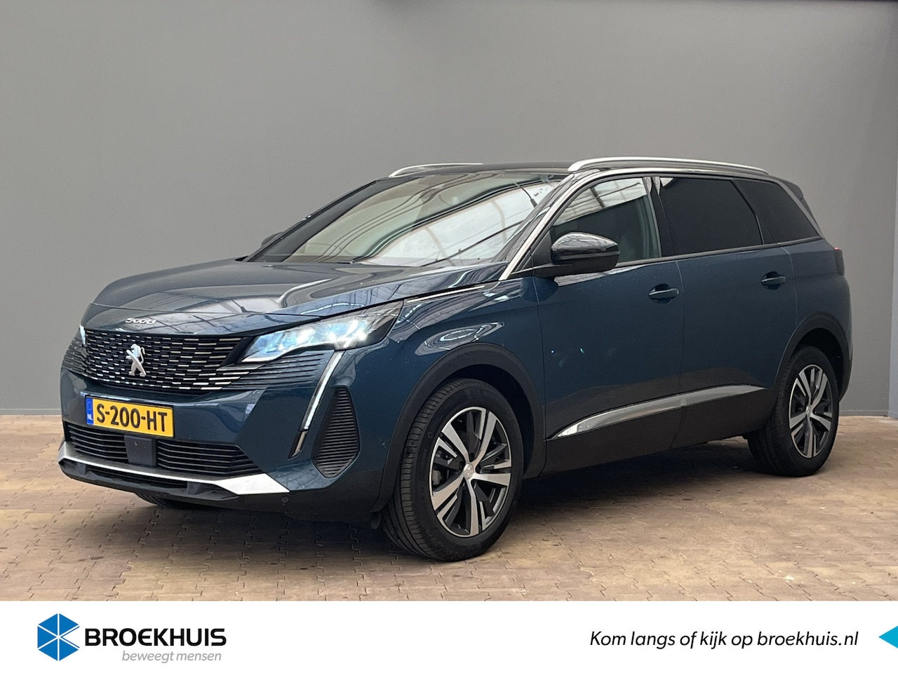 Peugeot 5008 - 1.2 PURETECH 130PK 7-ZITS ALLURE PACK AUTOMAAT / NAVI / CLIMA / PDC / 18" LMV / CAMERA / K - AutoWereld.nl