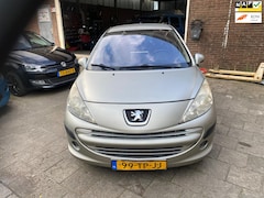 Peugeot 207 - 1.4-16V XT