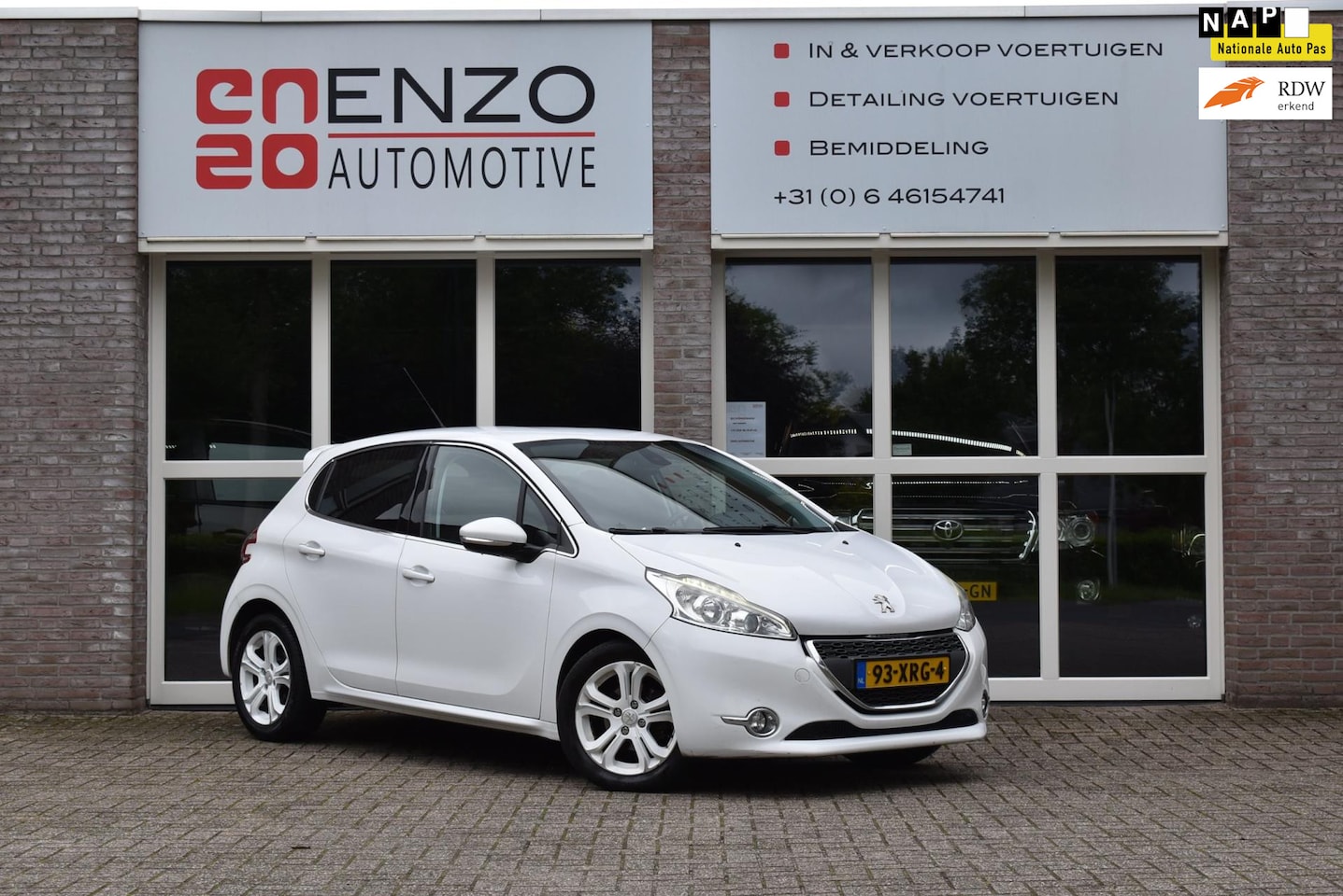 Peugeot 208 - 1.4 VTi Griffe Special edition Full option NLauto Cruise Airco - AutoWereld.nl