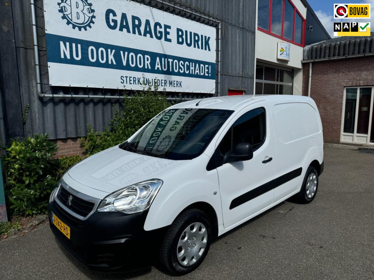 Peugeot Partner - 120 1.6 BlueHDi 100 L1 Premium S&S - AutoWereld.nl