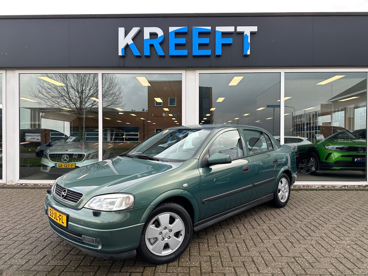 Opel Astra - 1.8-16V Elegance 1.8-16V Elegance NIEUWSTAAT - AutoWereld.nl