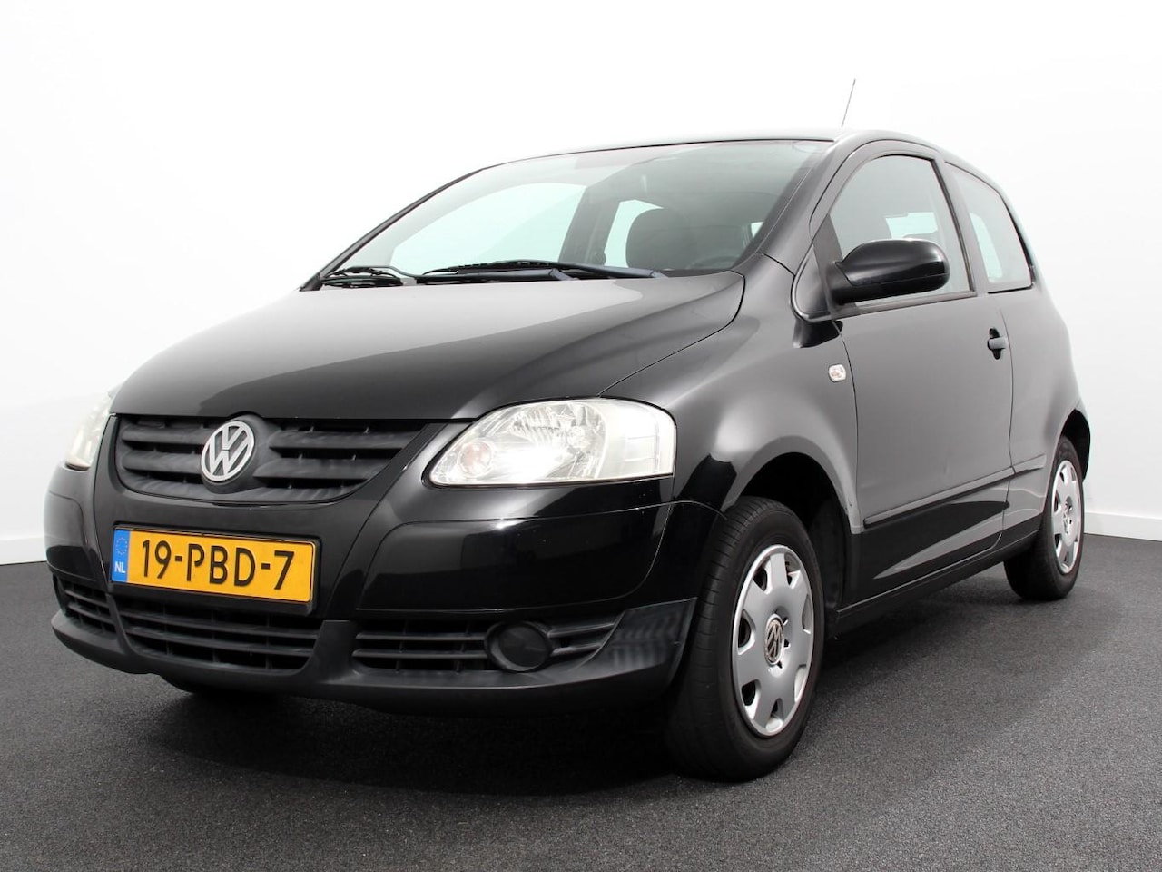 Volkswagen Fox - 1.2 Trendline | Handel / Export! | Nieuwe APK! - AutoWereld.nl