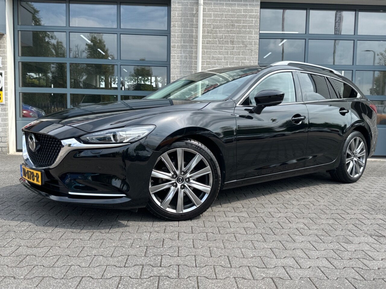 Mazda 6 Sportbreak - 2.0 SkyActiv-G 165 Luxury | 360 CAMERA | - AutoWereld.nl