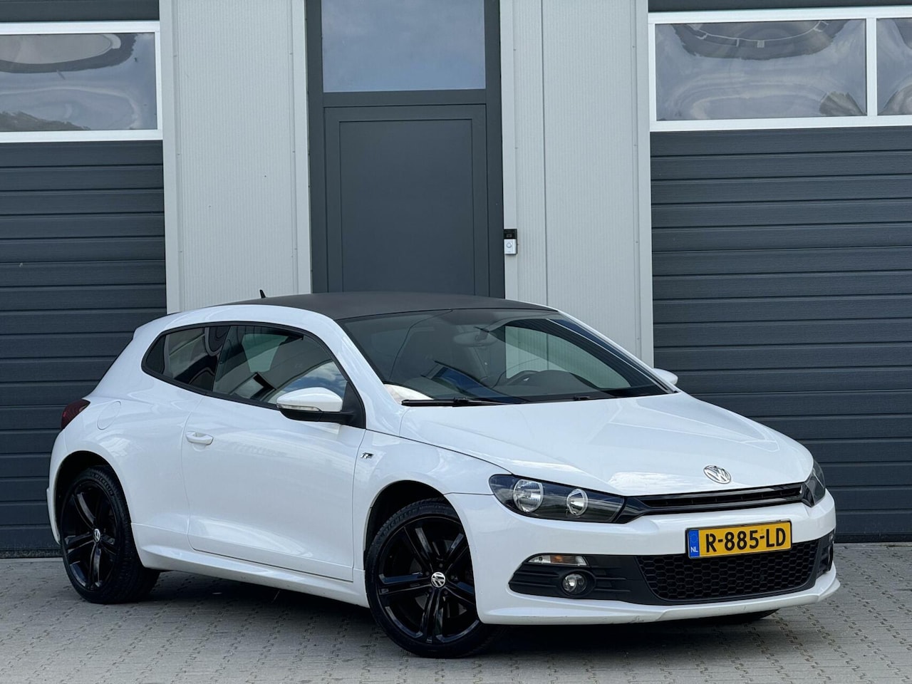 Volkswagen Scirocco - 1.4 TSI 160PK+ Highline / R-Line - AutoWereld.nl