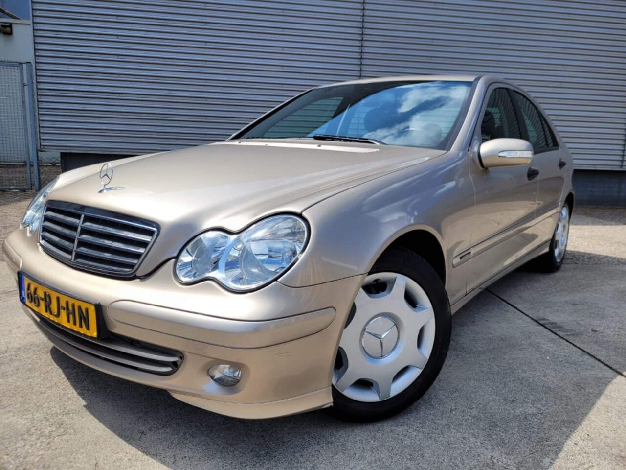 Mercedes-Benz C-klasse - 180 K. Classic Nap, dealeronderhouden - AutoWereld.nl