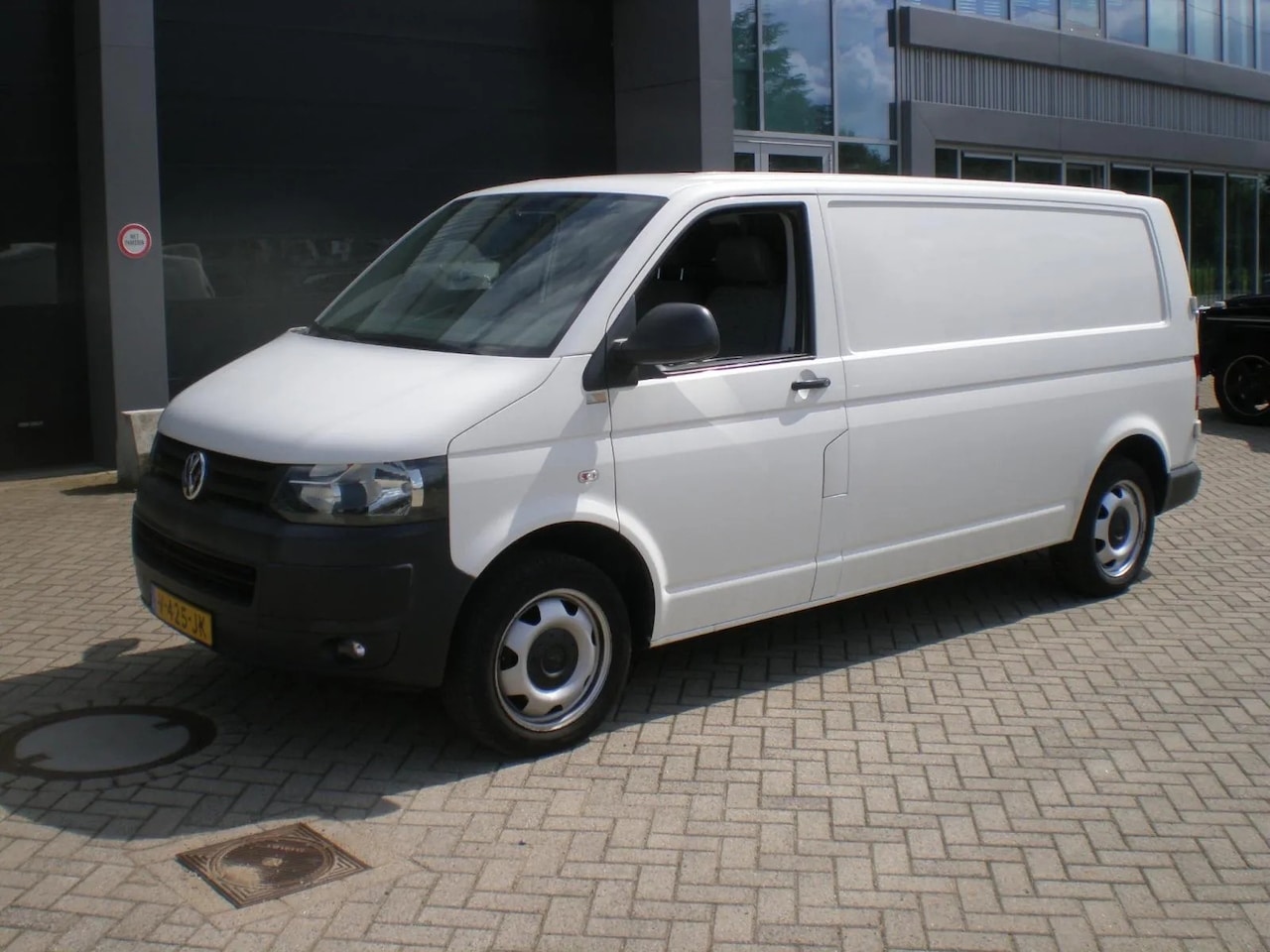 Volkswagen Transporter - LANG 180PK - AutoWereld.nl