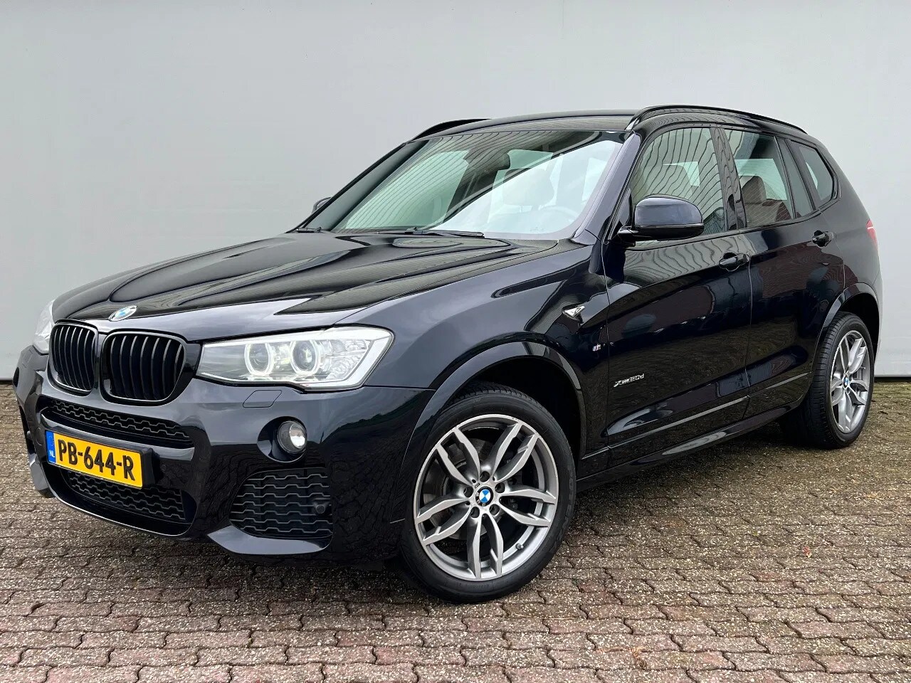 BMW X3 - 2.0d xDrive High Executive 2.0d xDrive High Executive, M Sport Edition, Leder, Org. NL auto in nieuwstaat! - AutoWereld.nl