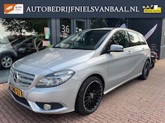 Mercedes-Benz B-klasse - 180 Ambition Clima/PDC/Navi/Trekhaak