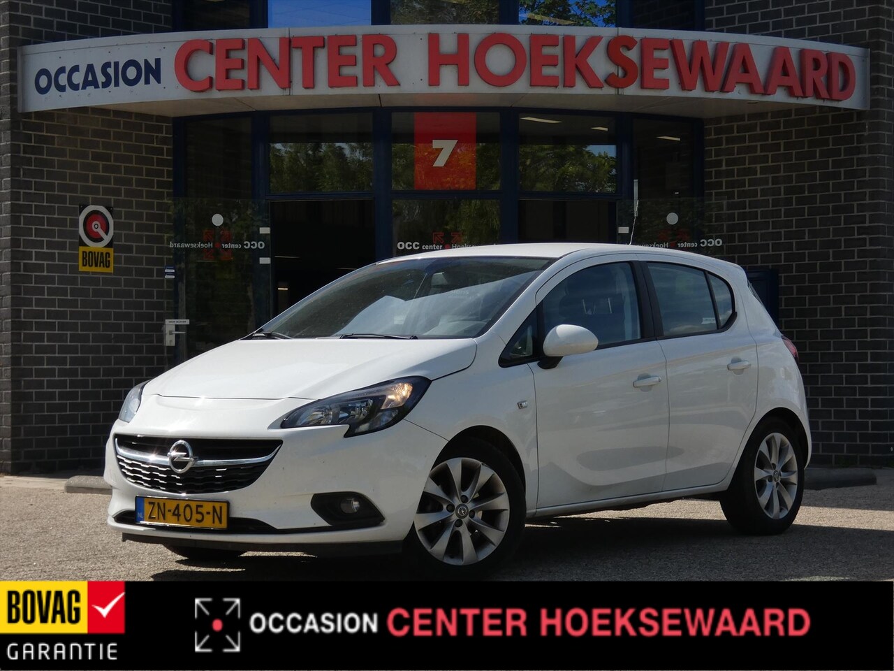 Opel Corsa - 1.4 90pk 5d Favourite | Carplay | Cruise | Airco | - AutoWereld.nl