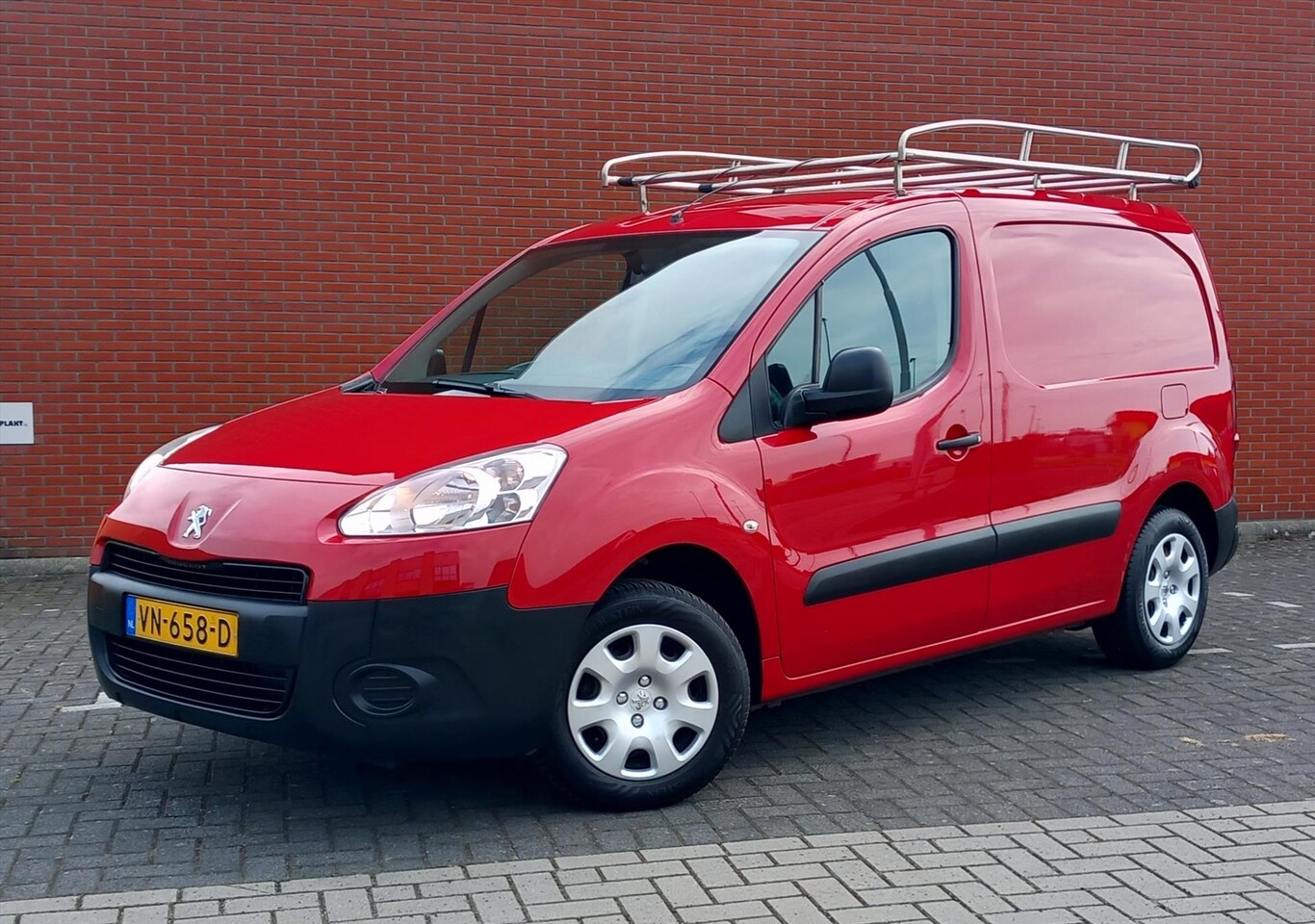 Peugeot Partner - 120 L1 1.6 HDi 16V 75pk 2-zits XR Profit+ - AutoWereld.nl