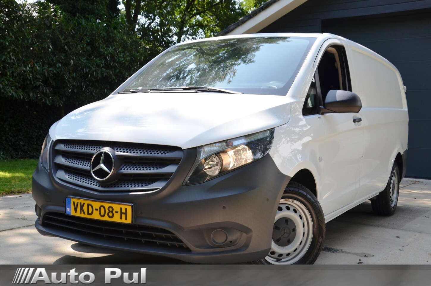 Mercedes-Benz Vito - 116 CDI Lang Navi/Airco/Pdc/Cr-Controle/Trekhaak/Achteruitrijcamera/Achterdeuren - AutoWereld.nl