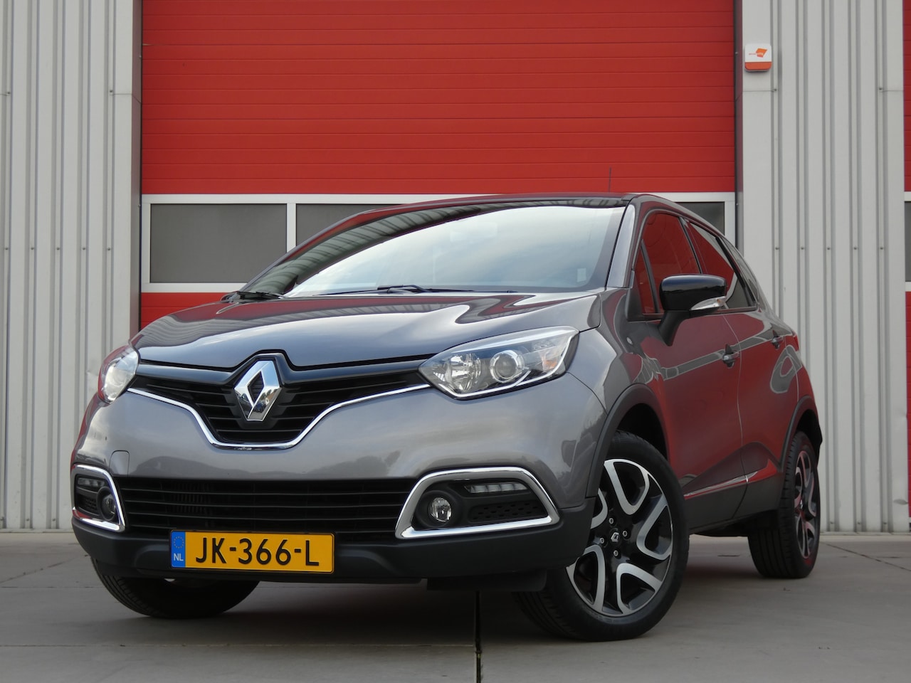 Renault Captur - 1.2 TCe Dynamique/ automaat/ lage km! - AutoWereld.nl