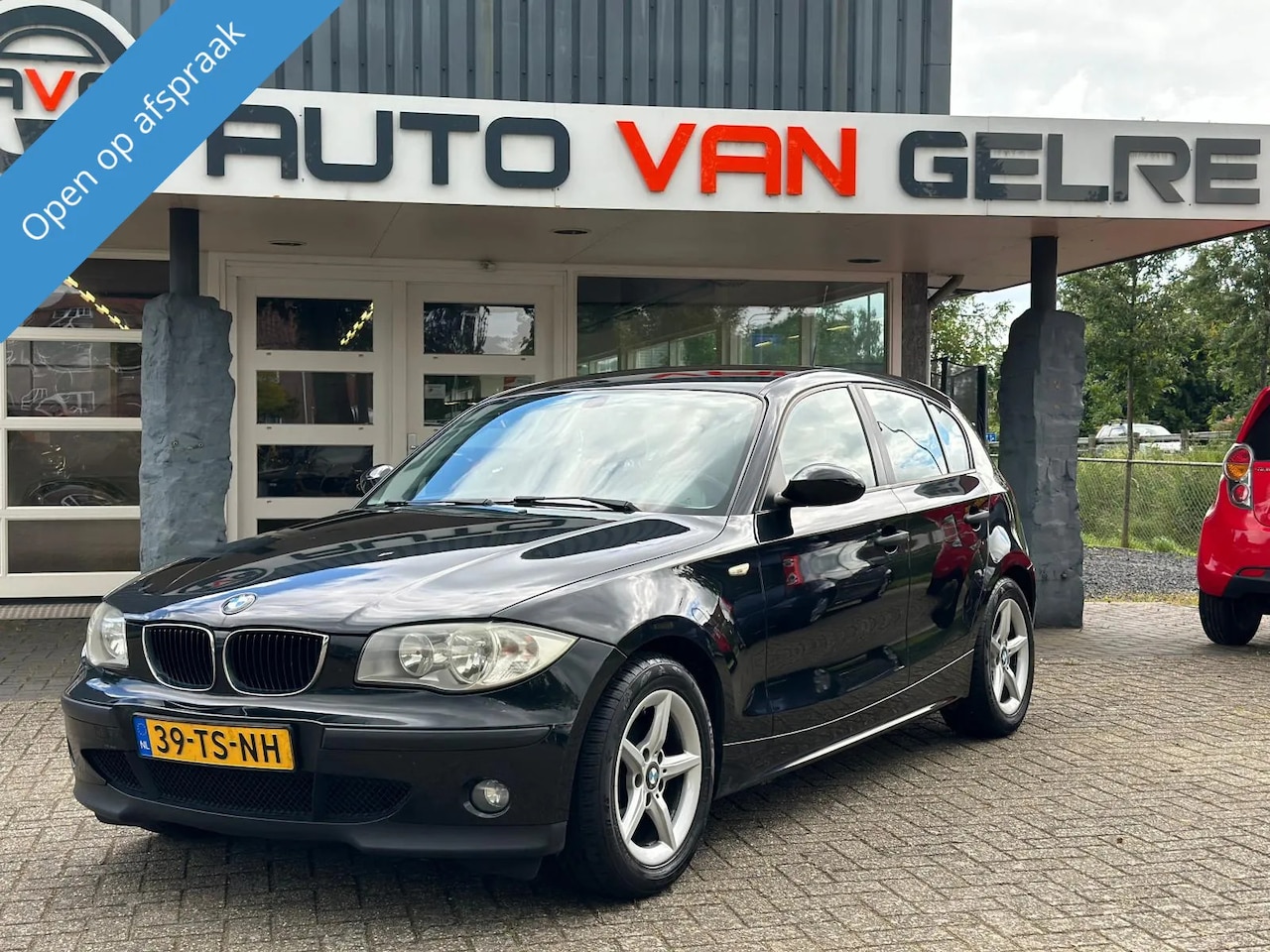 BMW 1-serie - 118I 5drs*6versn *MF stuur*Airco - AutoWereld.nl