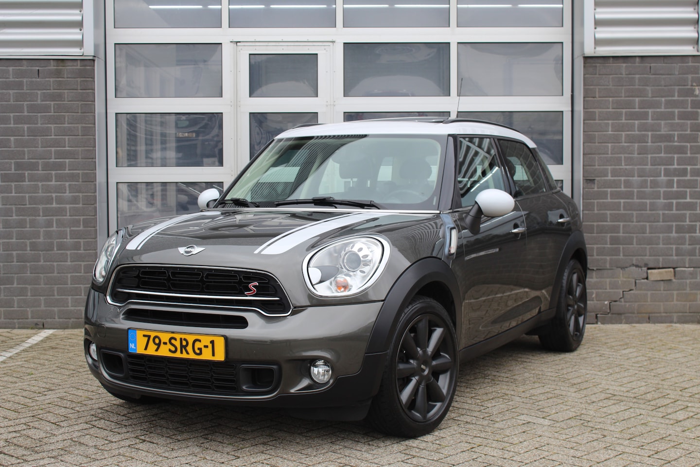 MINI Countryman - Mini 1.6 Cooper S Chili / Panoramadak / Leer / N.A.P. - AutoWereld.nl