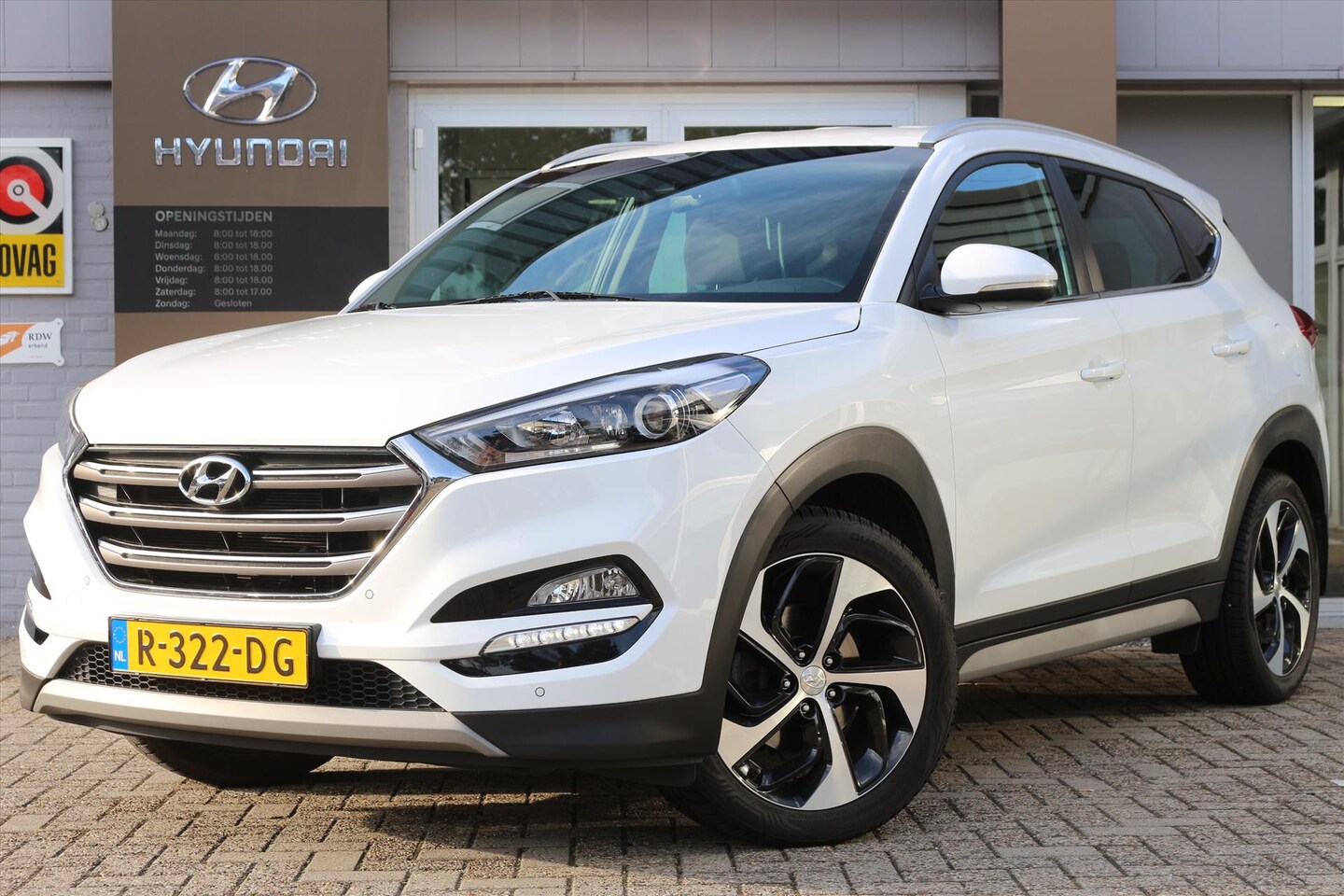 Hyundai Tucson - 1.6 T-GDi 177pk 4WD 7-DCT Comfort RIJKLAAR - AutoWereld.nl