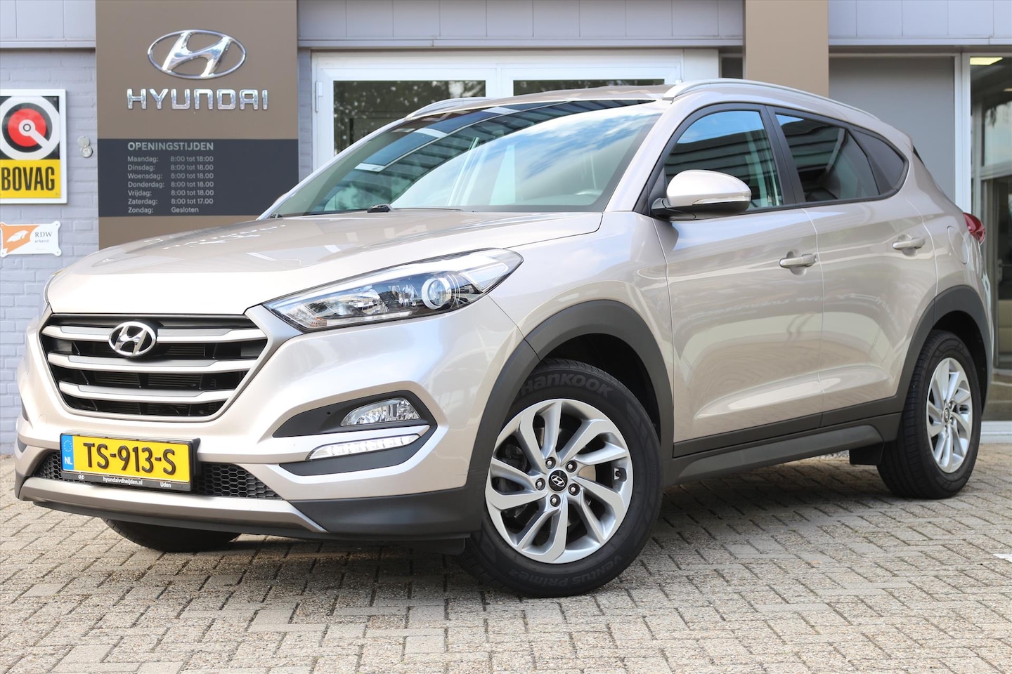 Hyundai Tucson - 1.6 T-GDi 177pk 4WD 7-DCT Comfort trekhaak RIJKLAAR - AutoWereld.nl