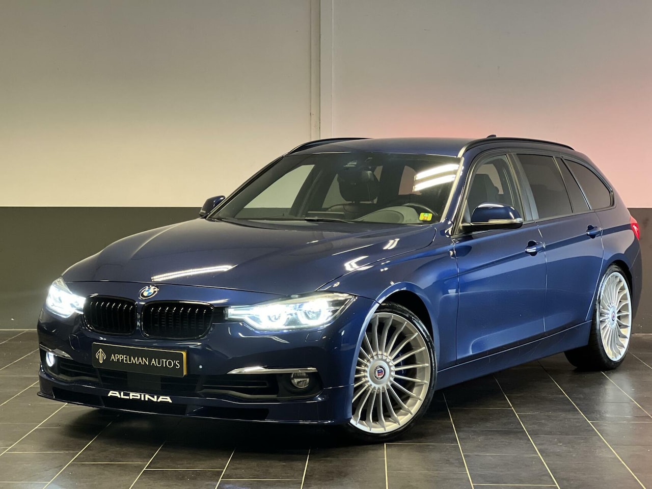 Alpina B3 - Alpina BMW B3 Biturbo Touring Allrad | HUD | Memory | ACC | Dodehoek | Harman Kardon | - AutoWereld.nl