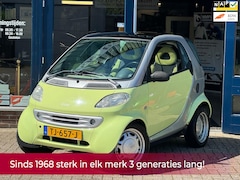 Smart City-coupé - & pulse AUTOMAAT AIRCO l PANORAMA l ELEK RAMEN l CENTRAAL AFSTAND Zeer mooi