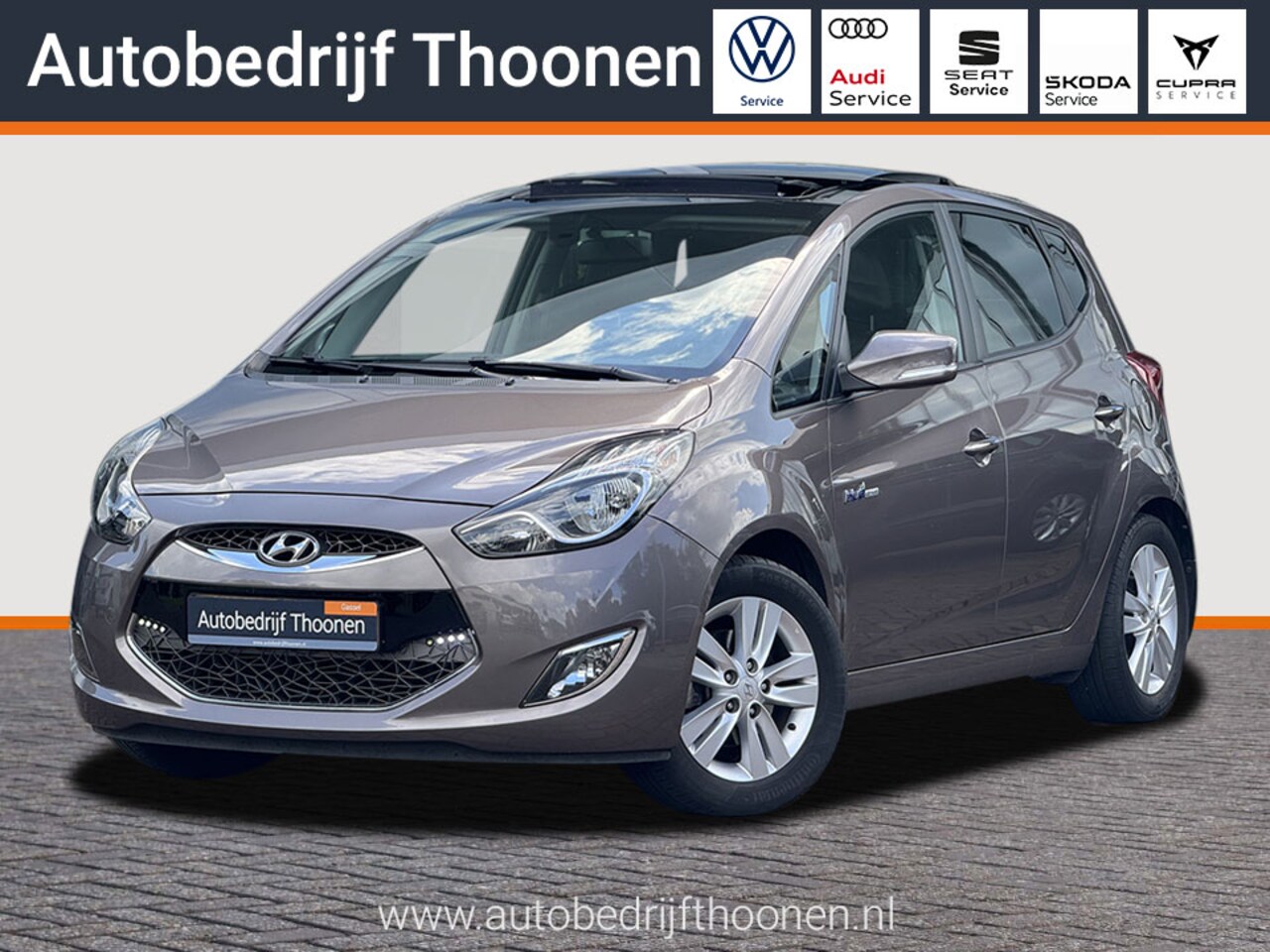 Hyundai ix20 - 1.4i i-Catcher | Pano | Camera | Cruise | Leer - AutoWereld.nl