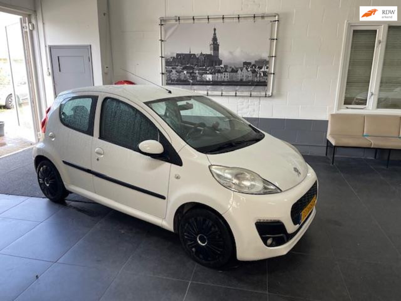 Peugeot 107 - 1.0 Active 1.0 Active - AutoWereld.nl