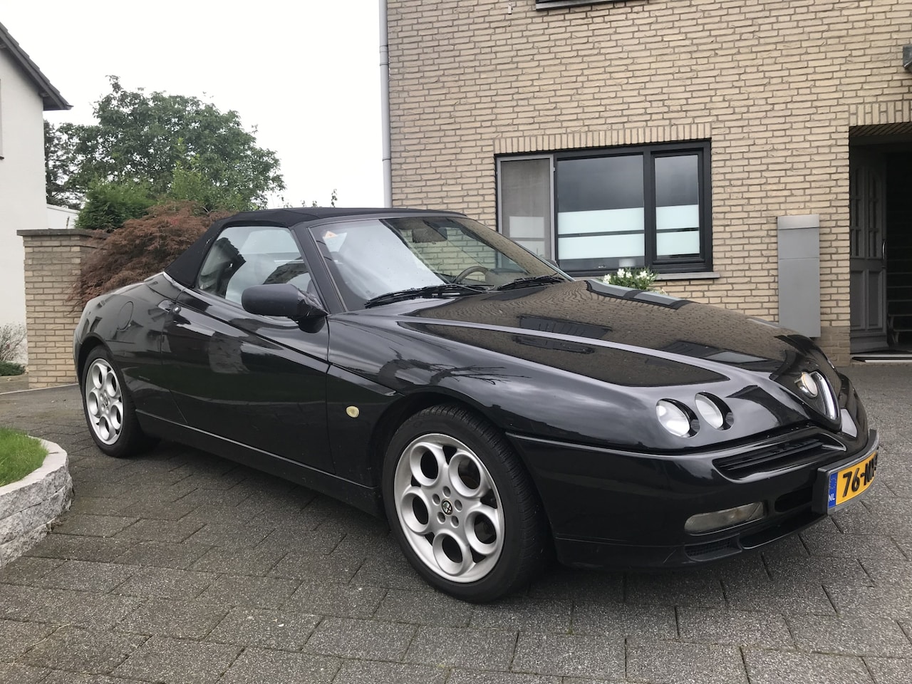 Alfa Romeo Spider - 3.0-12V V6 L - AutoWereld.nl