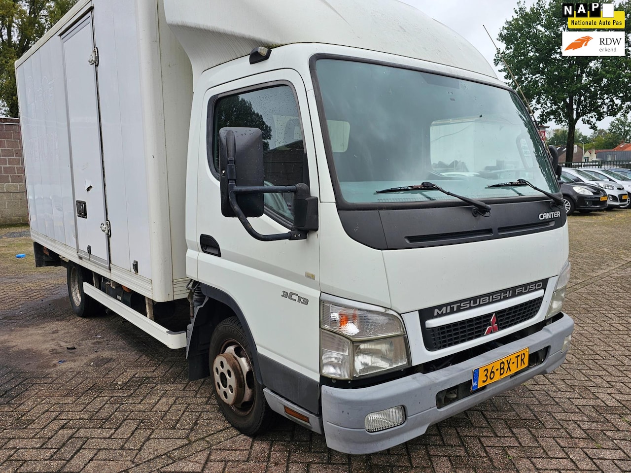 Mitsubishi Canter - 3C13 3.0 DI 335 3C13 3.0 DI 335 - AutoWereld.nl