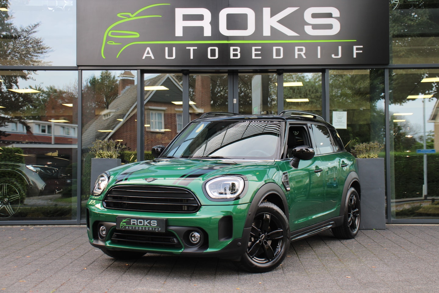 MINI Countryman - Mini 1.5 Cooper Chili Black-Optic Navi/Camera/Headup/Keyless/Leder/Panoramadak - AutoWereld.nl