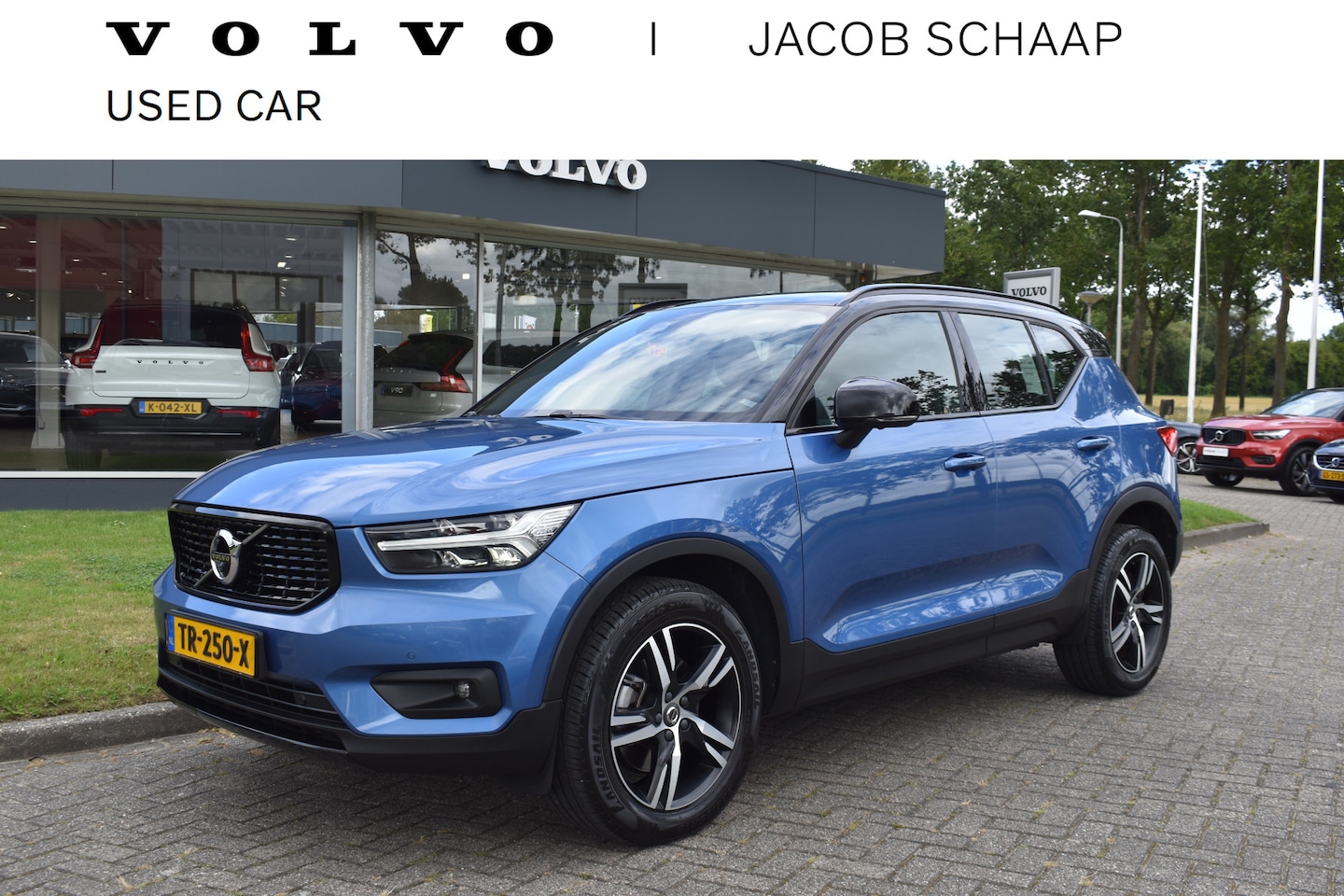 Volvo XC40 - T4 190PK Automaat AWD R-Design | 360 Camera | 18 "LMV | Stoelverwarming | Blis | Stuurverw - AutoWereld.nl