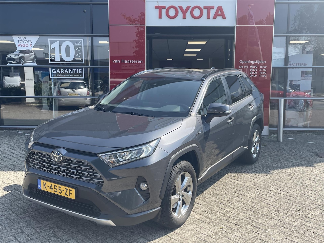 Toyota RAV4 - 2.5 Hybrid 218pk CVT Dynamic - AutoWereld.nl