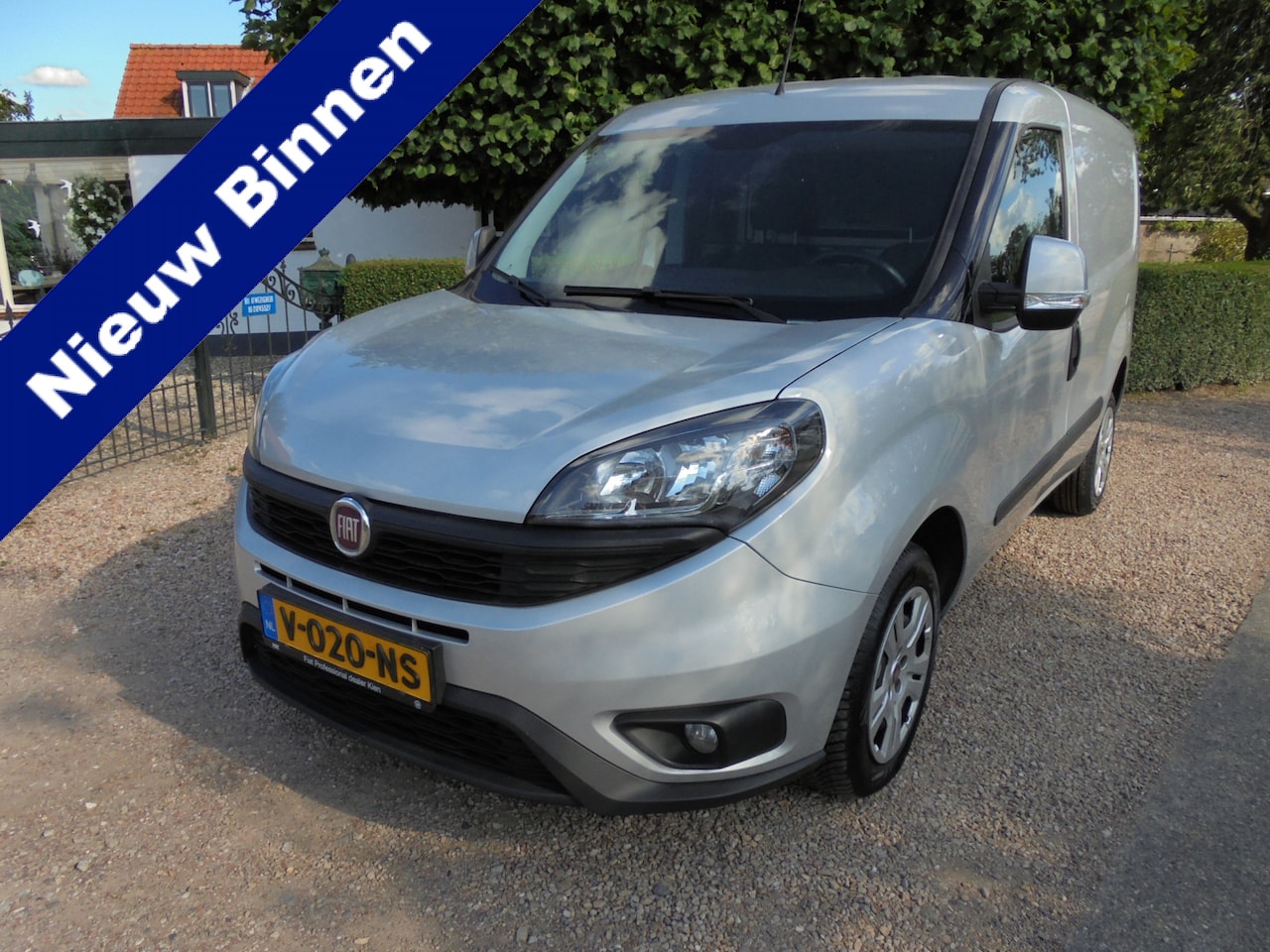 Fiat Doblò Cargo - 1.3 MJ L1H1 SX **1e EIGENAAR**NAVIGATIE**AIRCO**PDC**ZEER NETJES** - AutoWereld.nl