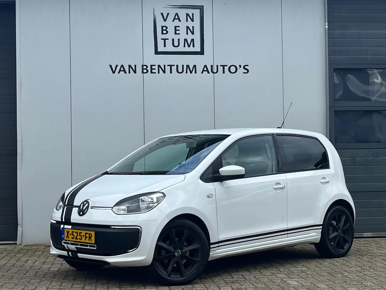 Volkswagen e-Up! - Navi Airco Cruise PDC Stoelverwarming - AutoWereld.nl