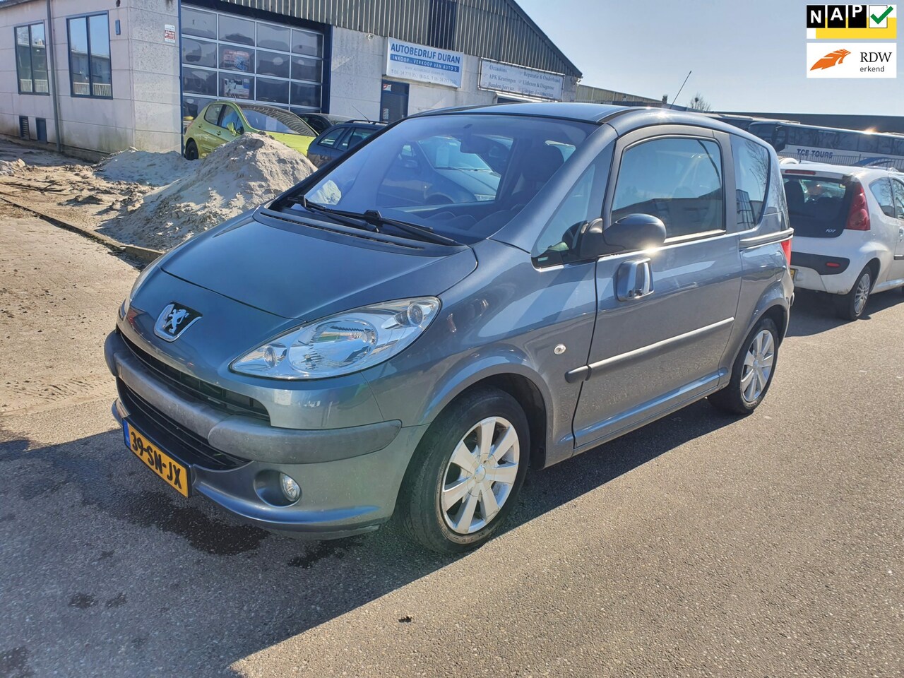 Peugeot 1007 - 1.4 Gentry 3-deurs Airco Bj.:2006 - AutoWereld.nl