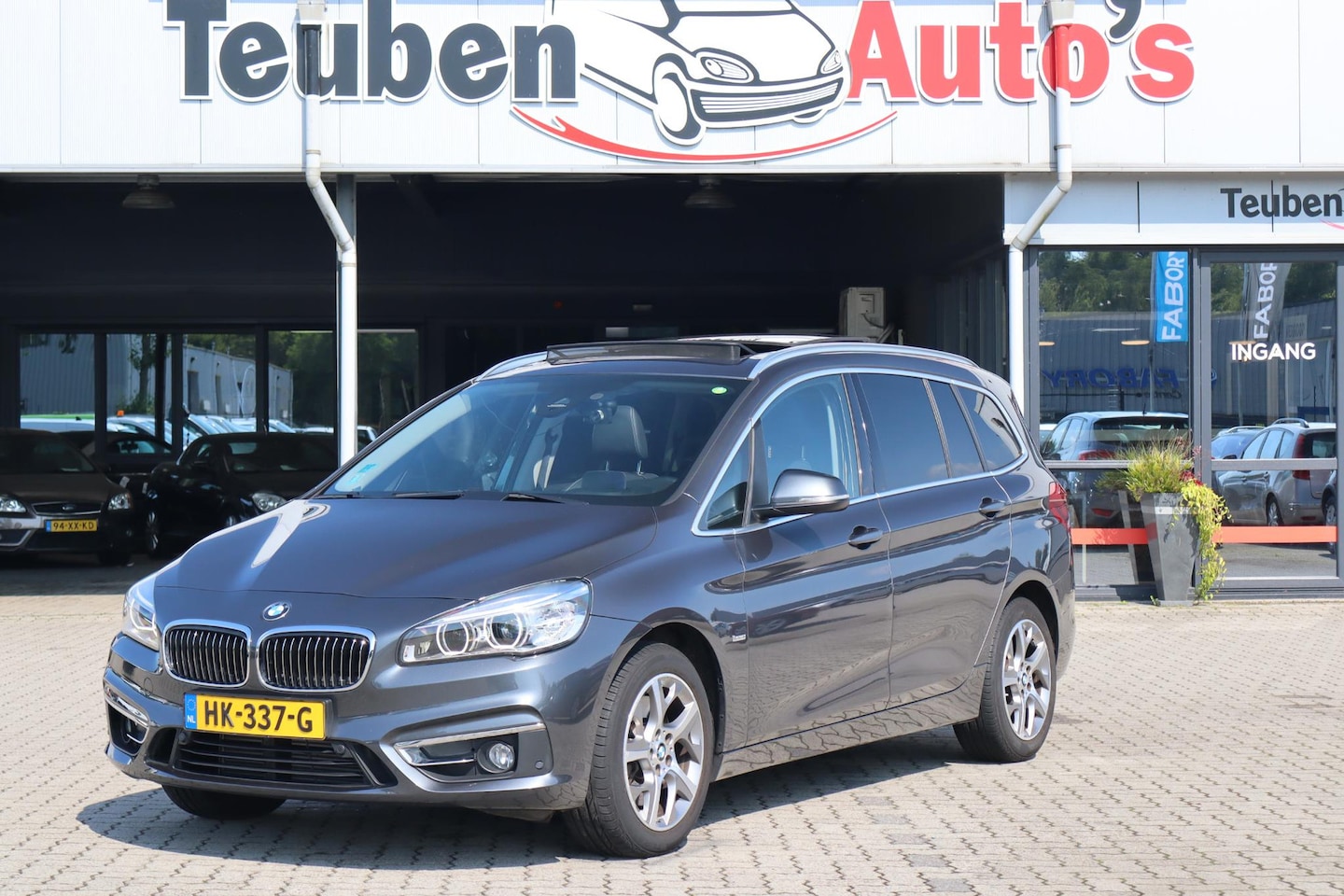 BMW 2-serie Gran Tourer - 220d xDrive Luxury 7p. Head up display, Panormadak, Schuif- kanteldak, Adaptieve cruise co - AutoWereld.nl