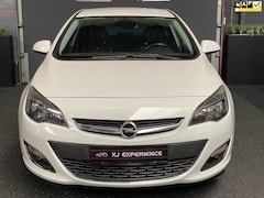 Opel Astra - 1.6 Turbo Sport NAVI LEDER LED 180 PK INCL BTW