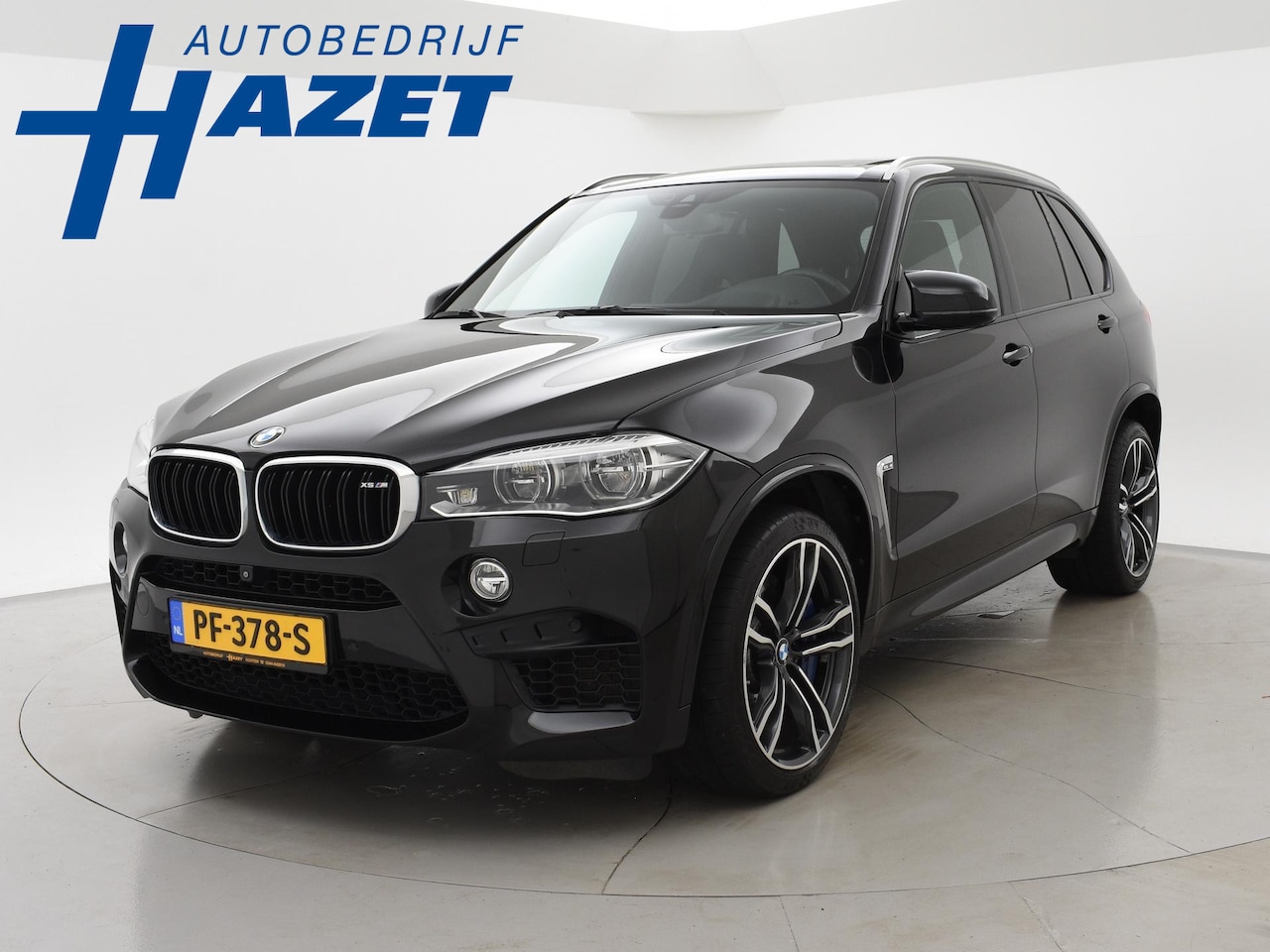 BMW X5 - M 4.4 V8 576 PK + ORIG. NL +  WEGKL. TREKHAAK / HEAD-UP / APPLE CARPLAY / PANORAMA - AutoWereld.nl