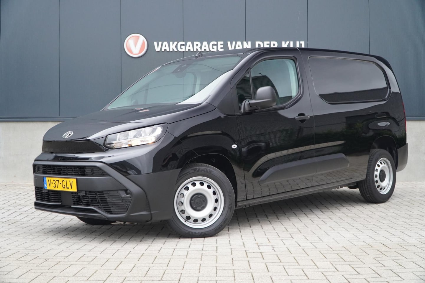 Toyota ProAce City - 1.5 D-4D Challenger Long | Trekhaak | Carplay | 10jr garantie | - AutoWereld.nl