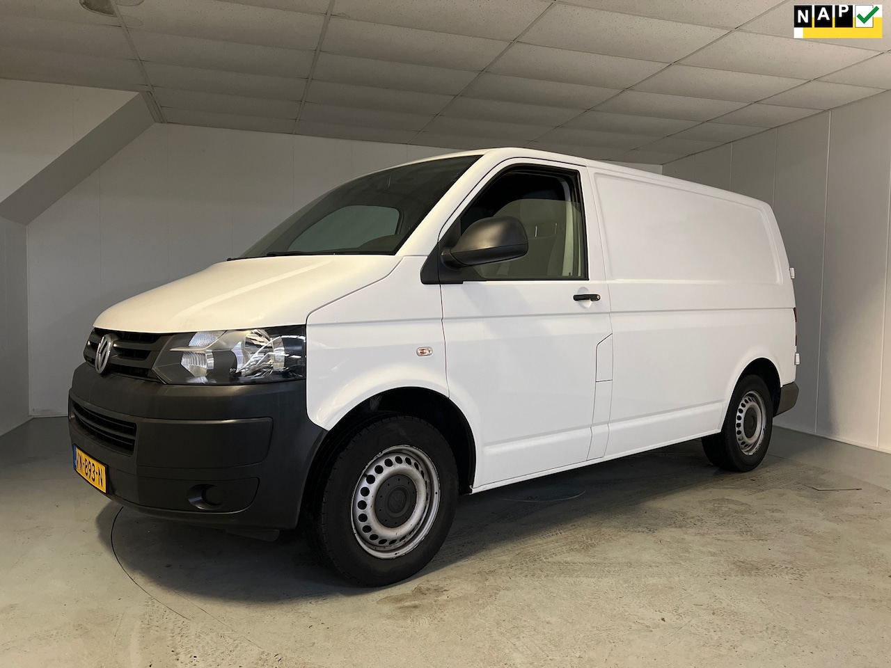 Volkswagen Transporter - 2.0 TDI L1H1 BM T800 Baseline Plus Airco, NAV, Trekhaak, Bijrijdersbankje - AutoWereld.nl