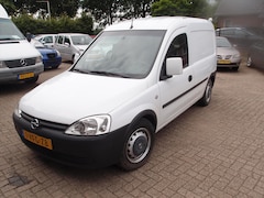 Opel Combo - 1.3 DT DPF H AC " motor defect "