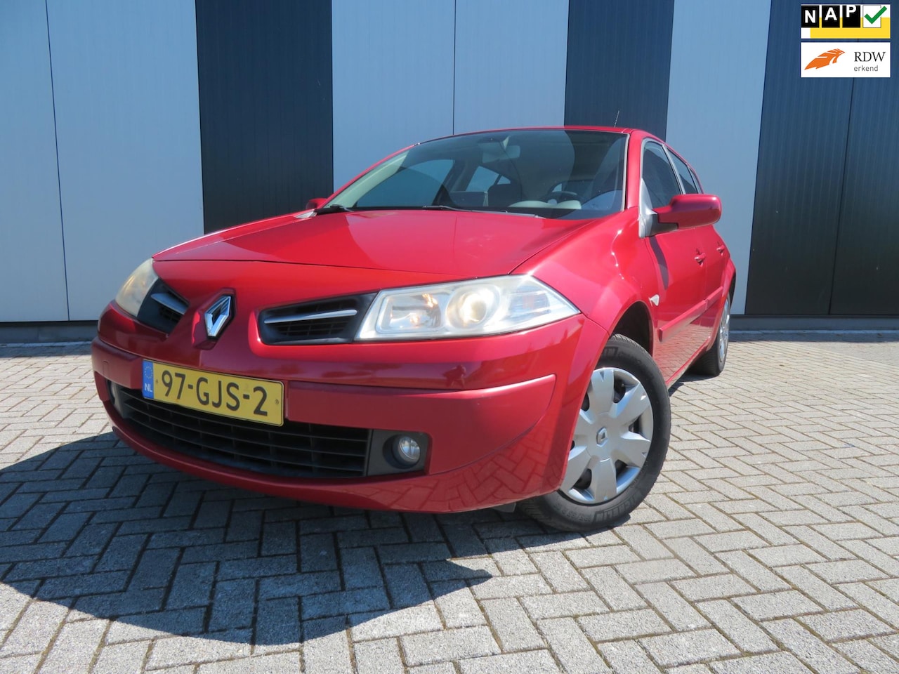 Renault Mégane - 1.6-16V Business Line 1.6-16V Business Line - AutoWereld.nl