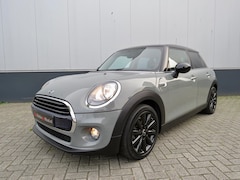 MINI Cooper - 1.5 Business Automaat *Cruise con *Unieke kleur